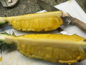 Pineapple boats filled with slices